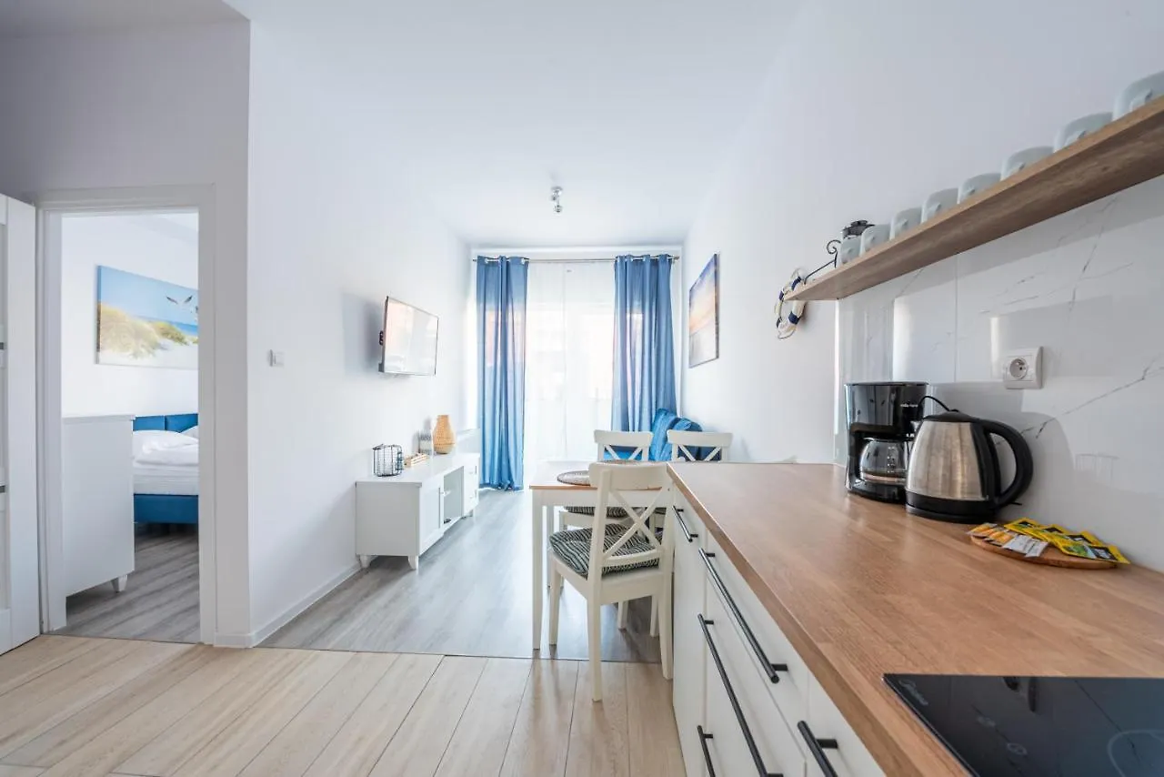 Horyzont Apartamenty- Baltycka 7Ab- Sniadania Kolobrzeg 0*,  Poland